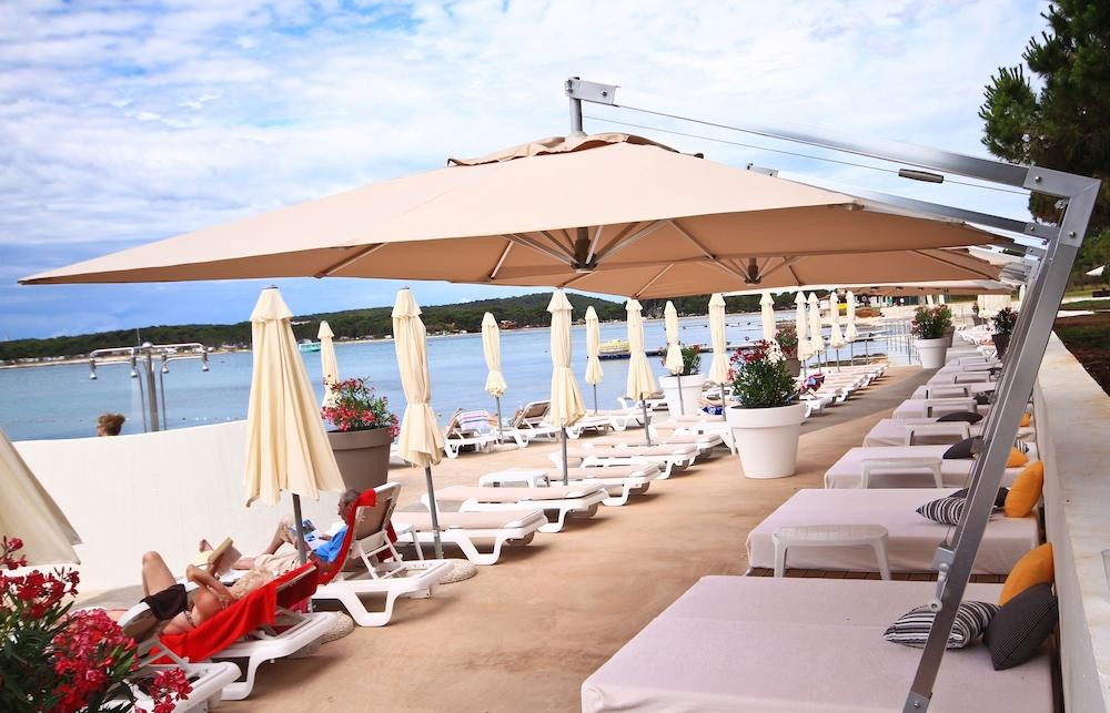Ai Pini Medulin Resort Exterior foto